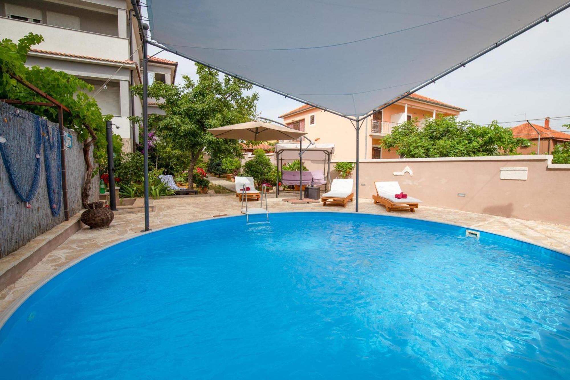 Pool Apartment Bakija 2 - Happy Rentals Pakostane Luaran gambar